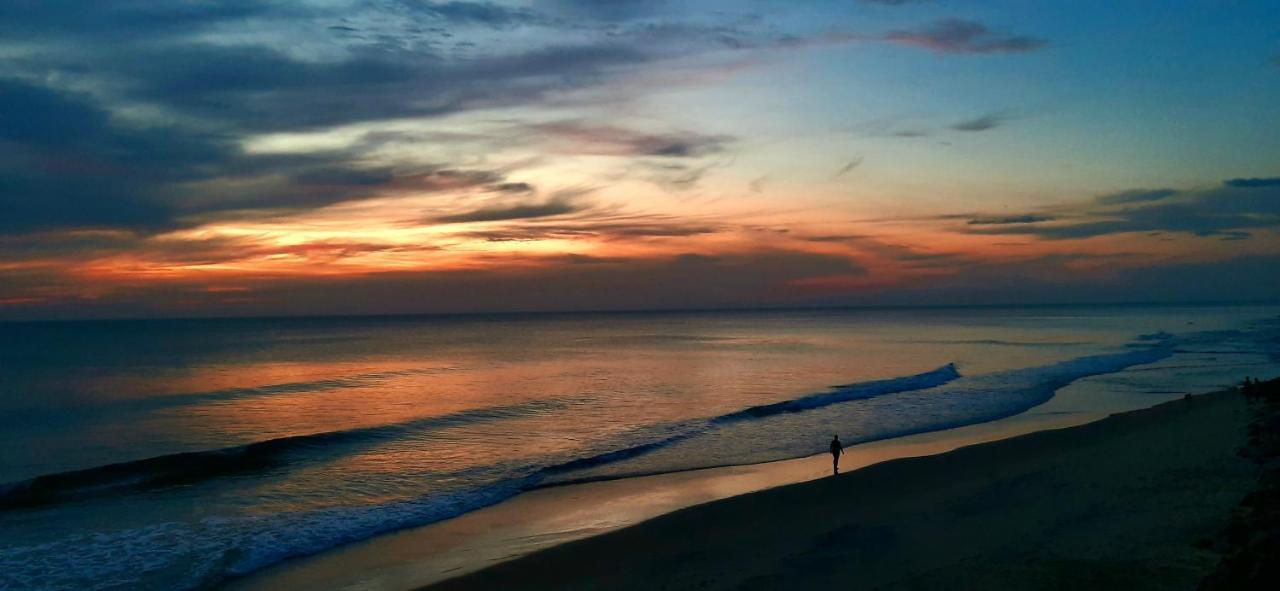 Blue Water Beach Resort Varkala Eksteriør bilde