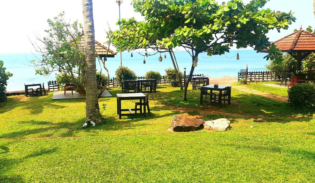 Blue Water Beach Resort Varkala Eksteriør bilde