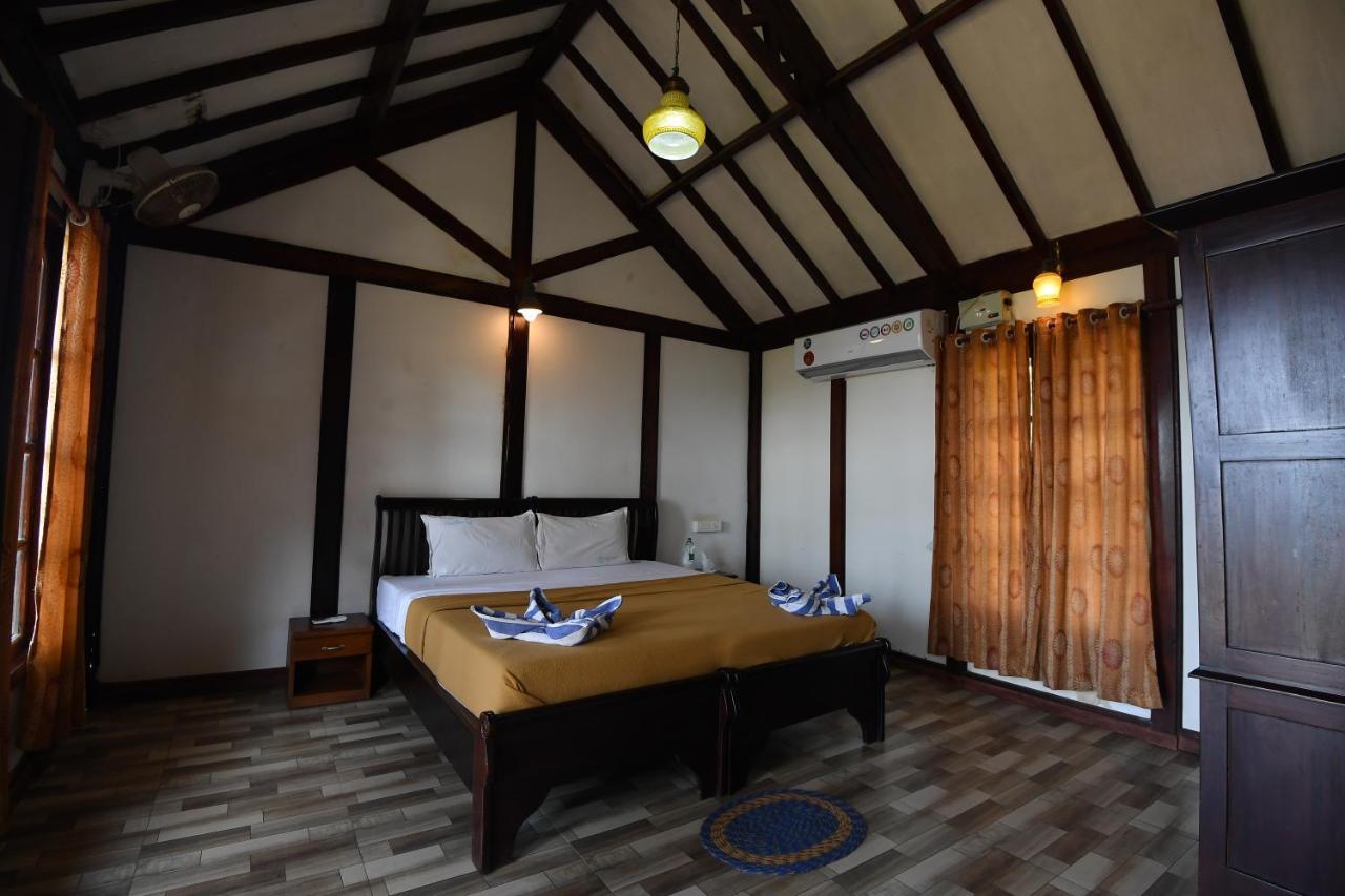 Blue Water Beach Resort Varkala Eksteriør bilde