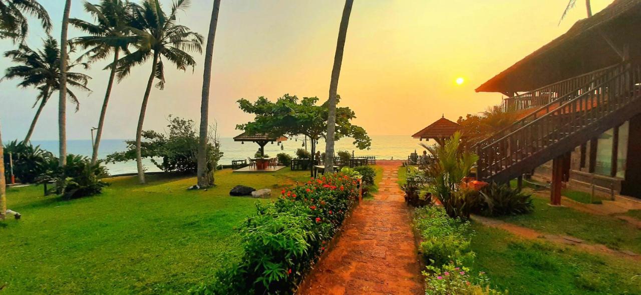 Blue Water Beach Resort Varkala Eksteriør bilde