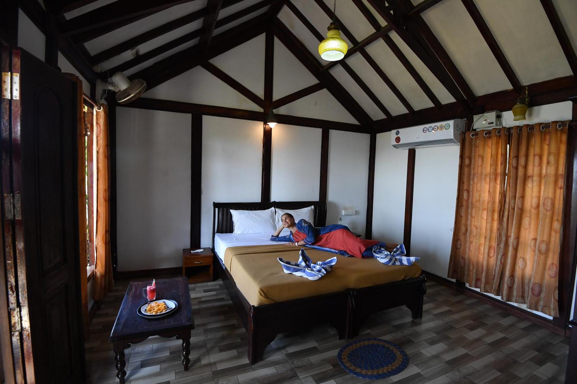 Blue Water Beach Resort Varkala Eksteriør bilde