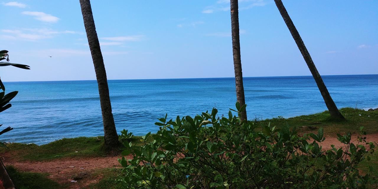 Blue Water Beach Resort Varkala Eksteriør bilde